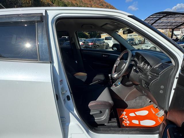 スイフトスポーツ ベースグレード　／６ＭＴ／Ｂａｄｘ　Ｓ－ＨＯＬＤ　Ｓ－５Ｖ　１７ＡＷ／ＨＩＤヘッドライト／フロントフォグ／スマートキー／オートライト／クルコン／オートエアコン／ＥＴＣ／（36枚目）