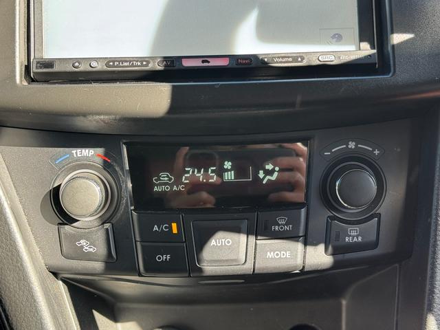 スイフトスポーツ ベースグレード　／６ＭＴ／Ｂａｄｘ　Ｓ－ＨＯＬＤ　Ｓ－５Ｖ　１７ＡＷ／ＨＩＤヘッドライト／フロントフォグ／スマートキー／オートライト／クルコン／オートエアコン／ＥＴＣ／（52枚目）