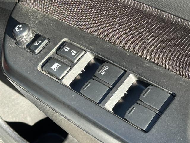 スイフトスポーツ ベースグレード　／６ＭＴ／Ｂａｄｘ　Ｓ－ＨＯＬＤ　Ｓ－５Ｖ　１７ＡＷ／ＨＩＤヘッドライト／フロントフォグ／スマートキー／オートライト／クルコン／オートエアコン／ＥＴＣ／（57枚目）