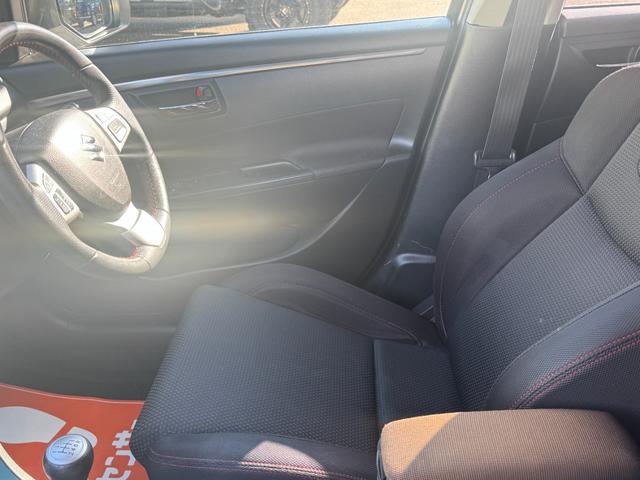 スイフトスポーツ ベースグレード　／６ＭＴ／Ｂａｄｘ　Ｓ－ＨＯＬＤ　Ｓ－５Ｖ　１７ＡＷ／ＨＩＤヘッドライト／フロントフォグ／スマートキー／オートライト／クルコン／オートエアコン／ＥＴＣ／（61枚目）