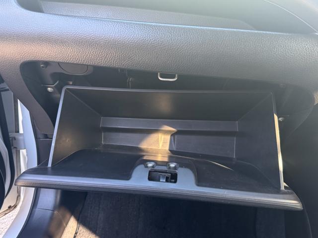 スイフトスポーツ ベースグレード　／６ＭＴ／Ｂａｄｘ　Ｓ－ＨＯＬＤ　Ｓ－５Ｖ　１７ＡＷ／ＨＩＤヘッドライト／フロントフォグ／スマートキー／オートライト／クルコン／オートエアコン／ＥＴＣ／（67枚目）