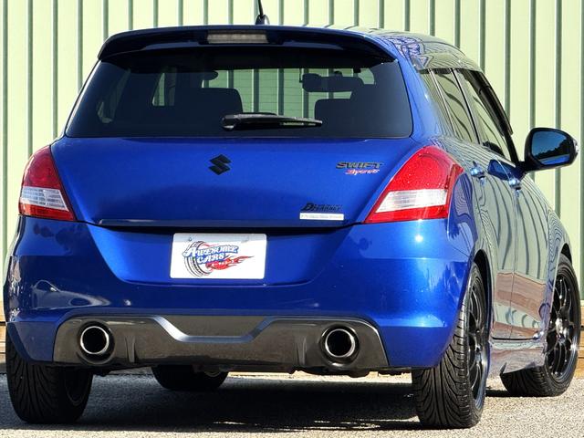 スイフトスポーツ ベースグレード　／６ＭＴ／ＥＮＫＥＩ１７ＡＷ／モンスタースポーツマフラー／ＨＩＤヘッドライト／スマートキー／カロッツェリアナビ／フルセグＴＶ／ＤＶＤ再生／ドライブレコーダー／２０２５年製造タイヤ／ＥＴＣ（3枚目）