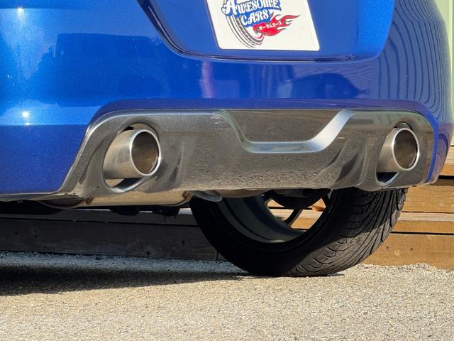 スイフトスポーツ ベースグレード　／６ＭＴ／ＥＮＫＥＩ１７ＡＷ／モンスタースポーツマフラー／ＨＩＤヘッドライト／スマートキー／カロッツェリアナビ／フルセグＴＶ／ＤＶＤ再生／ドライブレコーダー／２０２５年製造タイヤ／ＥＴＣ（10枚目）