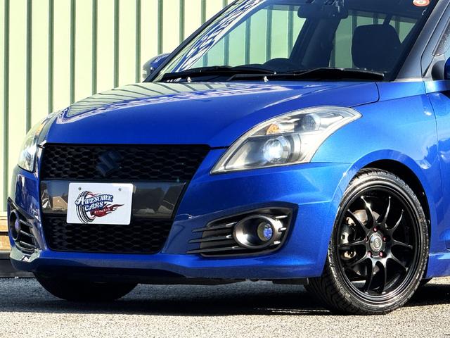 スイフトスポーツ ベースグレード　／６ＭＴ／ＥＮＫＥＩ１７ＡＷ／モンスタースポーツマフラー／ＨＩＤヘッドライト／スマートキー／カロッツェリアナビ／フルセグＴＶ／ＤＶＤ再生／ドライブレコーダー／２０２５年製造タイヤ／ＥＴＣ（14枚目）