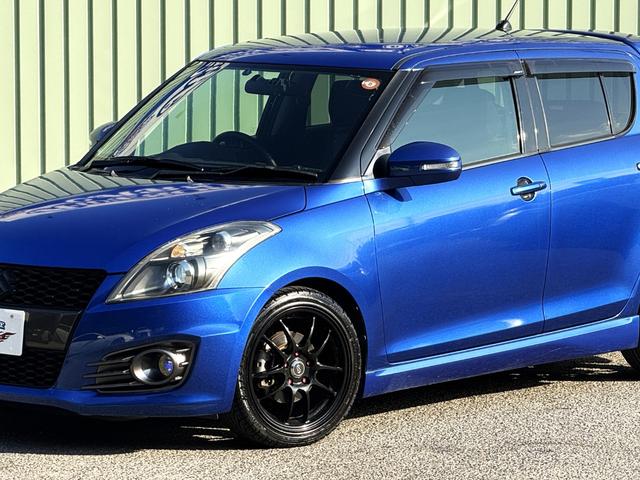 スイフトスポーツ ベースグレード　／６ＭＴ／ＥＮＫＥＩ１７ＡＷ／モンスタースポーツマフラー／ＨＩＤヘッドライト／スマートキー／カロッツェリアナビ／フルセグＴＶ／ＤＶＤ再生／ドライブレコーダー／２０２５年製造タイヤ／ＥＴＣ（18枚目）