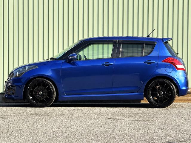 スイフトスポーツ ベースグレード　／６ＭＴ／ＥＮＫＥＩ１７ＡＷ／モンスタースポーツマフラー／ＨＩＤヘッドライト／スマートキー／カロッツェリアナビ／フルセグＴＶ／ＤＶＤ再生／ドライブレコーダー／２０２５年製造タイヤ／ＥＴＣ（19枚目）