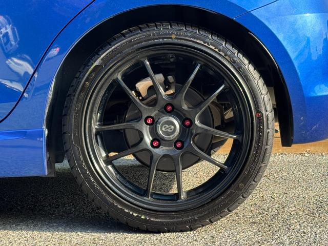 スイフトスポーツ ベースグレード　／６ＭＴ／ＥＮＫＥＩ１７ＡＷ／モンスタースポーツマフラー／ＨＩＤヘッドライト／スマートキー／カロッツェリアナビ／フルセグＴＶ／ＤＶＤ再生／ドライブレコーダー／２０２５年製造タイヤ／ＥＴＣ（27枚目）