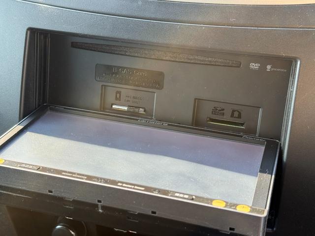 スイフトスポーツ ベースグレード　／６ＭＴ／ＥＮＫＥＩ１７ＡＷ／モンスタースポーツマフラー／ＨＩＤヘッドライト／スマートキー／カロッツェリアナビ／フルセグＴＶ／ＤＶＤ再生／ドライブレコーダー／２０２５年製造タイヤ／ＥＴＣ（52枚目）