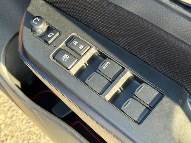 スイフトスポーツ ベースグレード　／６ＭＴ／ＥＮＫＥＩ１７ＡＷ／モンスタースポーツマフラー／ＨＩＤヘッドライト／スマートキー／カロッツェリアナビ／フルセグＴＶ／ＤＶＤ再生／ドライブレコーダー／２０２５年製造タイヤ／ＥＴＣ（70枚目）