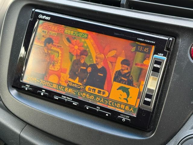 フィット RS /後期/6速マニュアル/禁煙車/WORK EMOTION17AW/スマートキー/オートライト/TV/ミュージックサーバー/USB/CD/Bカメラ/オートエアコン/ETC/(48枚目)