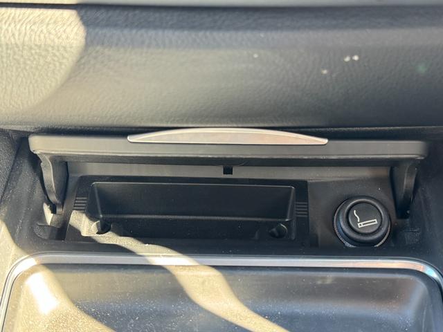 3シリーズ 320iラグジュアリー(55枚目)