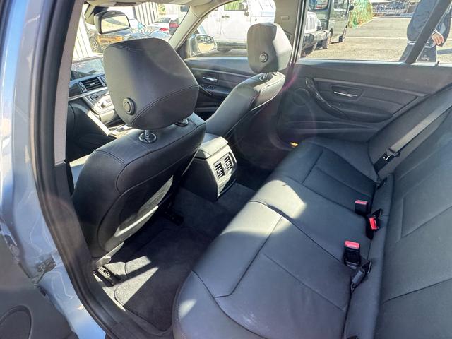 3シリーズ 320iラグジュアリー(74枚目)