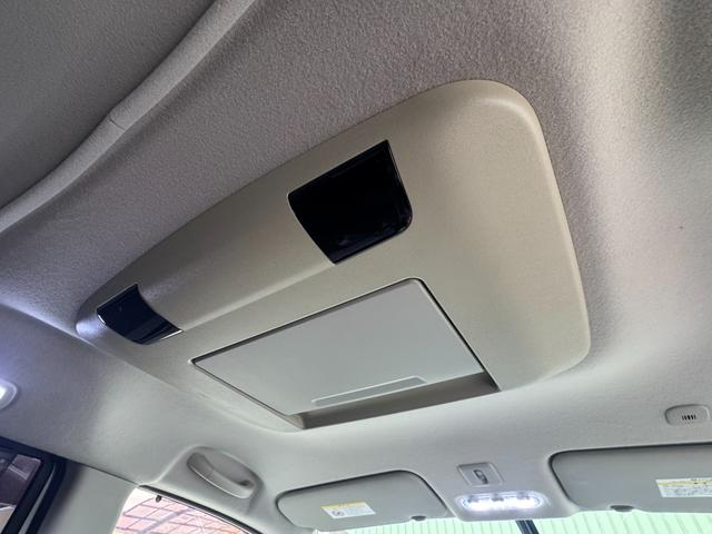 セレナ ハイウェイスター パノラミックルーフ/後席モニター/両側電動スライド/フルセグナビ/Bluetooh/前後ドラレコ/16AW/(5枚目)