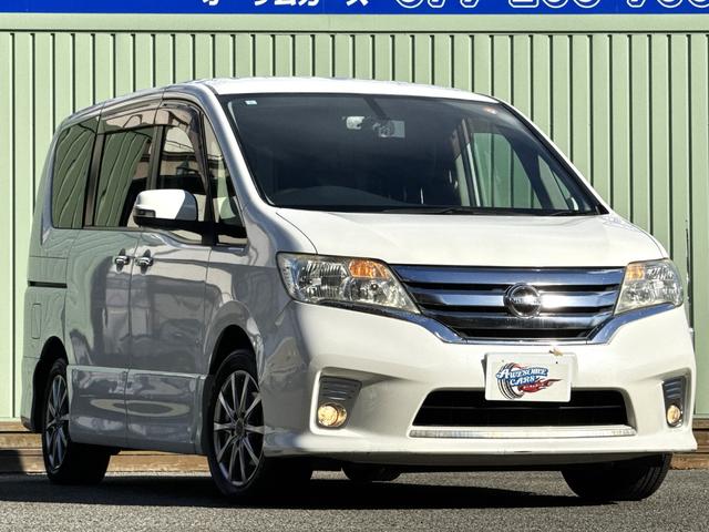 セレナ ハイウェイスター パノラミックルーフ/後席モニター/両側電動スライド/フルセグナビ/Bluetooh/前後ドラレコ/16AW/(9枚目)