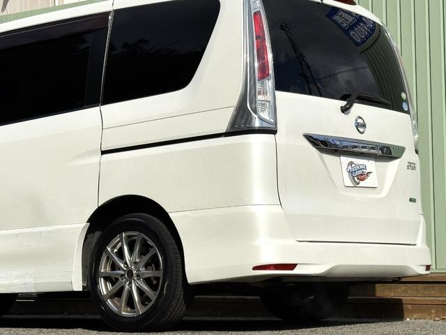 セレナ ハイウェイスター パノラミックルーフ/後席モニター/両側電動スライド/フルセグナビ/Bluetooh/前後ドラレコ/16AW/(16枚目)