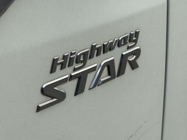 セレナ ハイウェイスター パノラミックルーフ/後席モニター/両側電動スライド/フルセグナビ/Bluetooh/前後ドラレコ/16AW/(25枚目)