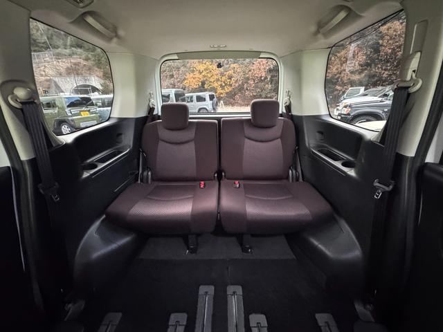 セレナ ハイウェイスター パノラミックルーフ/後席モニター/両側電動スライド/フルセグナビ/Bluetooh/前後ドラレコ/16AW/(77枚目)