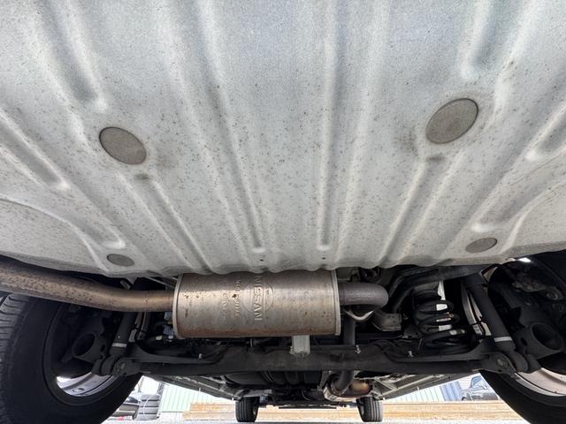 セレナ ハイウェイスター パノラミックルーフ/後席モニター/両側電動スライド/フルセグナビ/Bluetooh/前後ドラレコ/16AW/(80枚目)