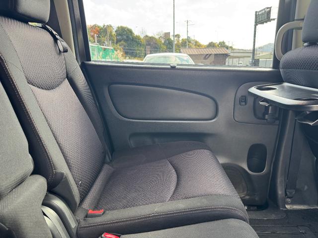 セレナ ハイウェイスター　Ｓ－ハイブリッド　Ｖセレクション　／禁煙車／修復歴なし／両側電動／ＡＬＰＩＮＥ１０インチ後席モニター／Ｗエアコン／フルセグ／Ｂｌｕｅｔｏｏｔｈ／ＣＤ／ＤＶＤ／Ｂカメラ／２３年製タイヤ／インテリキー／１６ＡＷ／クルコン／ＥＴＣ／（70枚目）