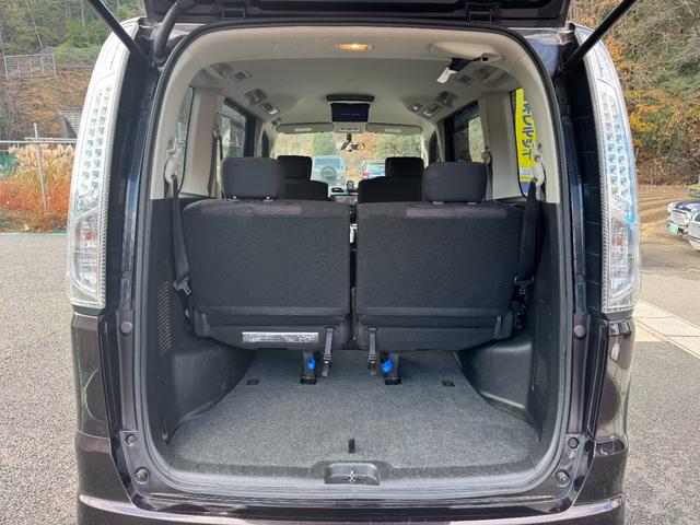 セレナ ハイウェイスター　Ｓ－ハイブリッド　Ｖセレクション　／禁煙車／修復歴なし／両側電動／ＡＬＰＩＮＥ１０インチ後席モニター／Ｗエアコン／フルセグ／Ｂｌｕｅｔｏｏｔｈ／ＣＤ／ＤＶＤ／Ｂカメラ／２３年製タイヤ／インテリキー／１６ＡＷ／クルコン／ＥＴＣ／（79枚目）