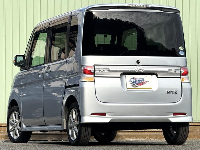 タント Ｘ　／当店ユーザー下取車／スマートキー／ストラーダナビ／ミュージックサーバー／ＤＶＤ／ディスチャージ／１４ＡＷ／エアロ（8枚目）