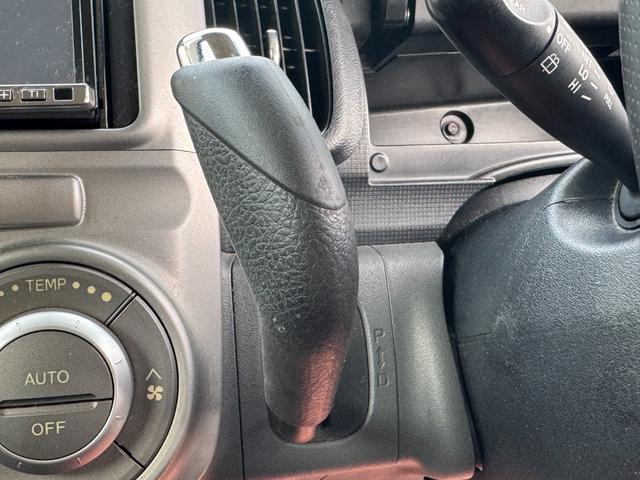 タント Ｘ　／当店ユーザー下取車／スマートキー／ストラーダナビ／ミュージックサーバー／ＤＶＤ／ディスチャージ／１４ＡＷ／エアロ（52枚目）