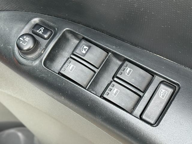 タント Ｘ　／当店ユーザー下取車／スマートキー／ストラーダナビ／ミュージックサーバー／ＤＶＤ／ディスチャージ／１４ＡＷ／エアロ（57枚目）