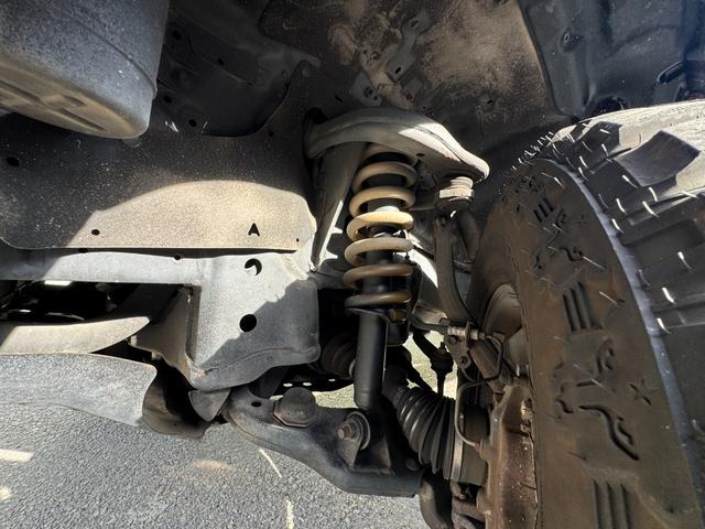 ハイラックスサーフ ＳＳＲ－Ｘ　／ＷＥＥＤ２．５インチリフトアップ／ＭＫＷ１６ＡＷ／ＭＴタイヤ／（34枚目）