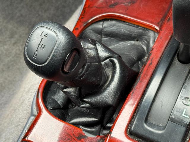 ハイラックスサーフ ＳＳＲ－Ｘ　／ＷＥＥＤ２．５インチリフトアップ／ＭＫＷ１６ＡＷ／ＭＴタイヤ／（60枚目）