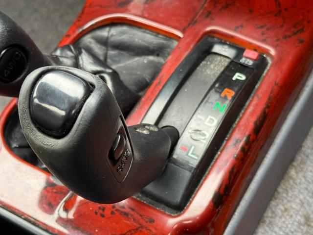 ハイラックスサーフ ＳＳＲ－Ｘ　／ＷＥＥＤ２．５インチリフトアップ／ＭＫＷ１６ＡＷ／ＭＴタイヤ／（61枚目）