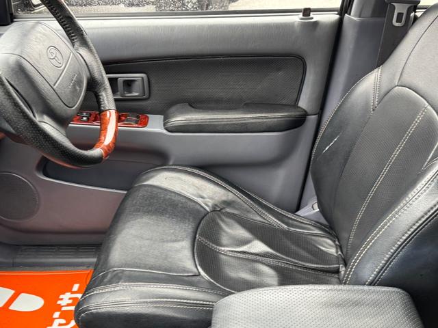 ハイラックスサーフ ＳＳＲ－Ｘ　／ＷＥＥＤ２．５インチリフトアップ／ＭＫＷ１６ＡＷ／ＭＴタイヤ／（65枚目）