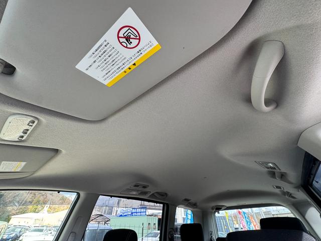 セレナ ハイウェイスター S-ハイブリッド /禁煙車/レーンキープアシスト/24年製エナセーブタイヤ/Wエアコン/キセノンヘッドライト/フロントフォグ/電動スライド/フルセグ/Bluetooth/CD/DVD/USB/Bカメラ/インテリキー/(68枚目)