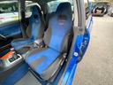 WRX STi /6MT/EJ20/大型リアウイング/HIDヘッドライト/DCCD/17インチホイール/革巻きSTIステアリング/キーレスエントリー/オーディオ/AUX/(62枚目)