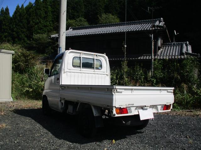 クリッパートラック ＤＸ　エアコン　パワステ　切り替え式４ＷＤ　５ＭＴ　ミニキャブ（4枚目）