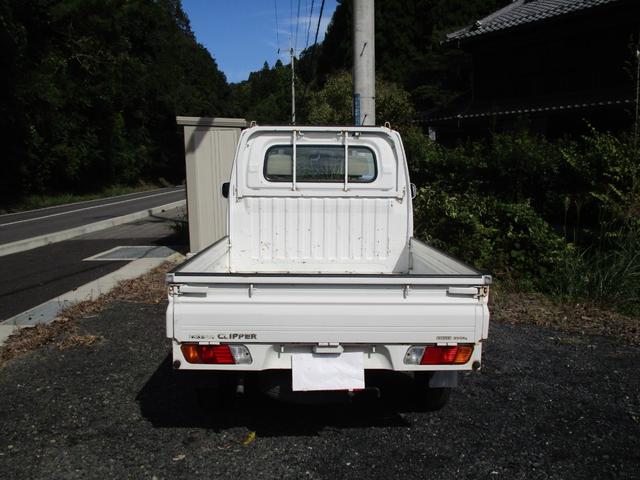 クリッパートラック ＤＸ　エアコン　パワステ　切り替え式４ＷＤ　５ＭＴ　ミニキャブ（5枚目）