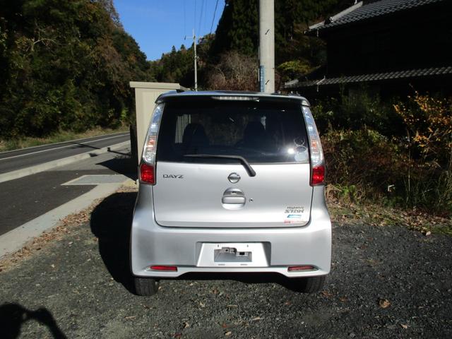 法定点検をおこないます。エンジンオイル、オイルフィルターは新品交換します。