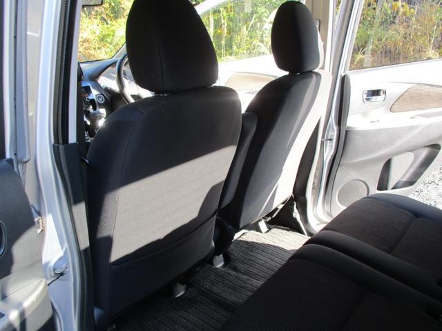 リアシートまわり