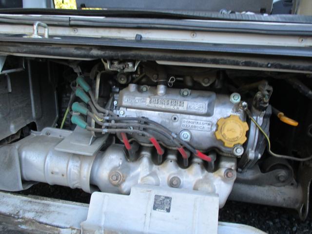 ４気筒エンジン