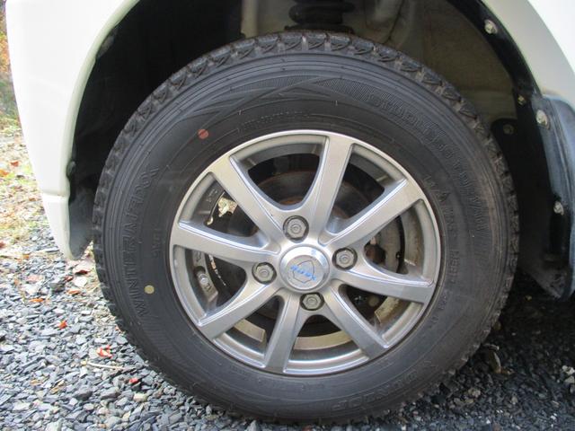 格安につきタイヤは現状となりますが、別途料金にて交換可能です。