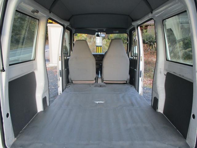クリッパーバン DX 切り替え式4WD 5MT ワンオーナー ミニキャブ(19枚目)