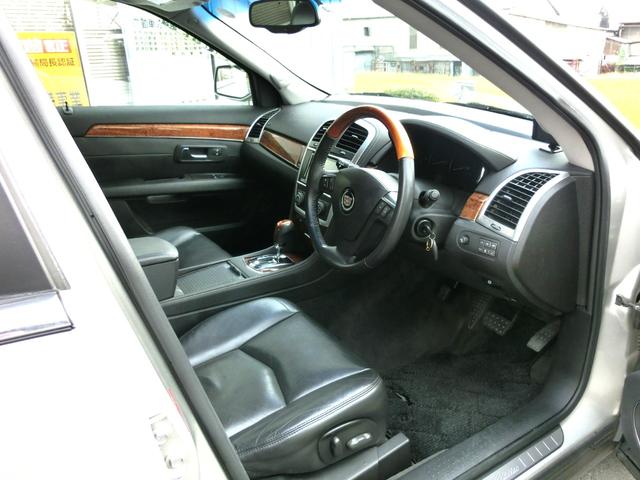 キャデラック キャデラックＳＲＸ ３．６Ｌ 60.0万円 平成21年(2009年