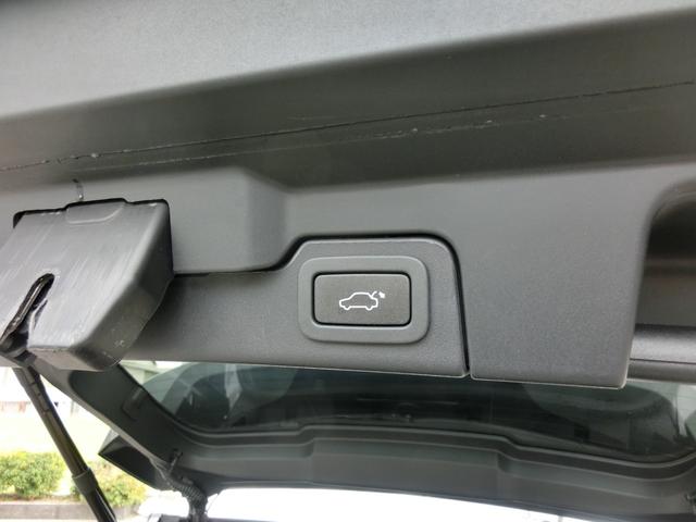 レンジローバーイヴォーク ピュア パノラマルーフ・20インチアルミ・パワーバックドア・プライバシーガラス・スマートキー・ドラレコ・シートヒーター・ナビ・全方位カメラ・HIDヘッドライト・ブラックレザーシート・パワーシート(16枚目)