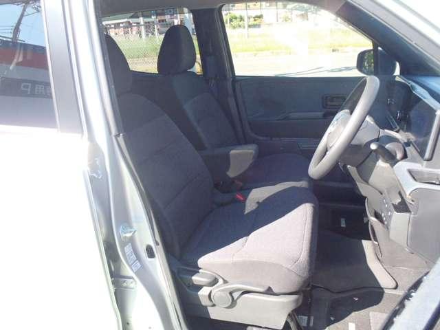 サクラ Ｘ　プロパイロット　衝突被害軽減ブレーキ　メーカーナビ　プロパイロット　衝突軽減ブレーキサポート　踏み間違い防止アシスト　アラウンドビューＭ　ＥＴＣ　ＬＥＤヘッドライト　サイドカーテンエアバック　　ＡＣＣ　車線逸脱警告　ワンオーナー　セキュリティ（15枚目）