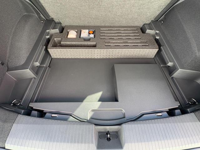 エクストレイル G e-4ORCE 店長決裁車!元試乗車☆ナビリンク機能付プロパイロット☆オートブレーキホールド☆自動駐車☆12.3インチナビ☆Bluetooth☆スマホミラーリング☆電動バックゲート☆360°セーフティアシスト☆ETC(51枚目)