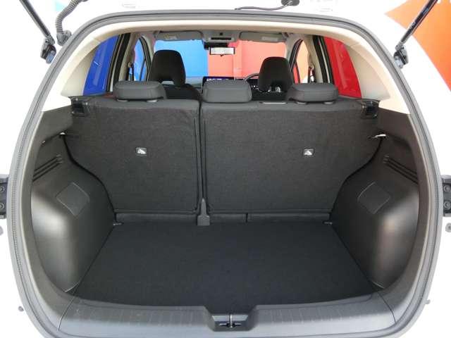 ノート X ☆オートブレーキホールド☆9インチメーカーナビ☆Bluetooth☆アラウンドビューモニター☆フルセグTV☆スマホミラーリング☆衝突被害軽減ブレーキ☆踏み間違い防止アシスト☆後側方車両検知警報☆(15枚目)