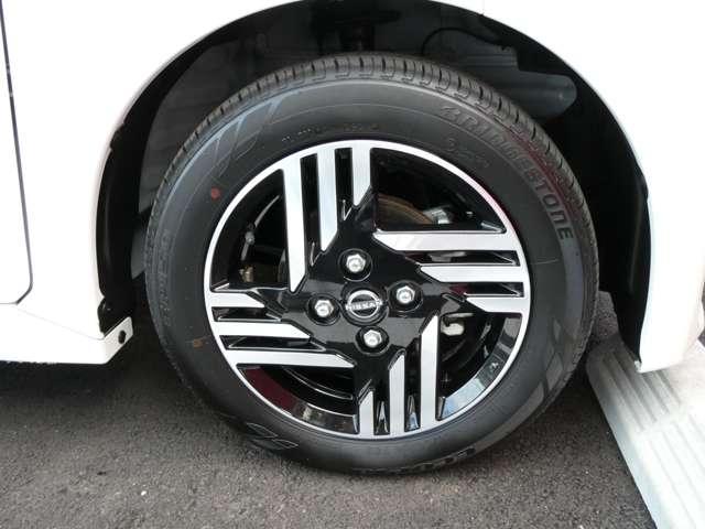 ルークス ハイウェイスター X プロパイロットエディション ☆両側ハンズフリーオートスライドドア☆オートブレーキホールド☆9インチナビ☆アラウンドビューモニター☆Bluetooth☆衝突被害軽減ブレーキ☆踏み間違い防止アシスト☆前方衝突予測警報☆ETC2.0☆(18枚目)