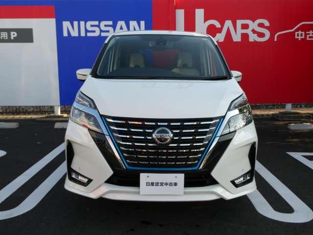 セレナ e-パワー ハイウェイスターV ☆プロパイロット☆オートブレーキホールド☆9インチナビメモリーナビ☆ブルーレイ・DVDビデオ再生☆バックカメラ☆Bluetooth☆両側電動スライドドア☆ステアリング&シートヒーター☆(3枚目)