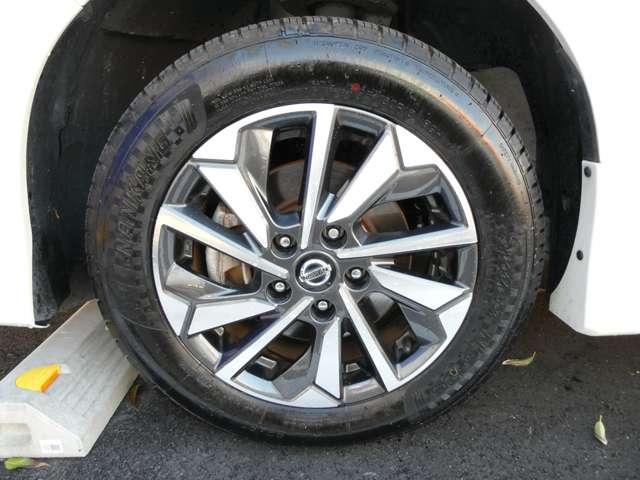 セレナ e-パワー ハイウェイスターV ☆プロパイロット☆オートブレーキホールド☆9インチナビメモリーナビ☆ブルーレイ・DVDビデオ再生☆バックカメラ☆Bluetooth☆両側電動スライドドア☆ステアリング&シートヒーター☆(13枚目)