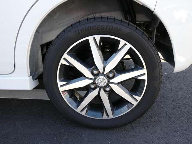 デイズルークス ハイウェイスター　Ｇターボ　☆衝突被害軽減ブレーキ☆踏み間違い防止アシスト☆純正メモリーナビ☆Ｂｌｕｅｔｏｏｔｈ☆フルセグＴＶ☆ＤＶＤビデオ再生☆アラウンドビューモニター☆両側電動スライドドア☆車線逸脱防止警報☆ＥＴＣ☆（32枚目）