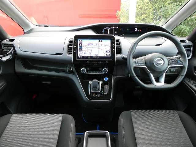 セレナ ｅ－パワー　ハイウェイスターＶ　☆１０インチナビ☆プロパイロット☆オートブレーキホールド☆Ｂｌｕｅｔｏｏｔｈ☆ブルーレイ・ＤＶＤビデオ再生☆アラウンドビューモニター☆両側ハンズフリーオートスライドドア☆アダプティプＬＥＤヘッドライト（4枚目）